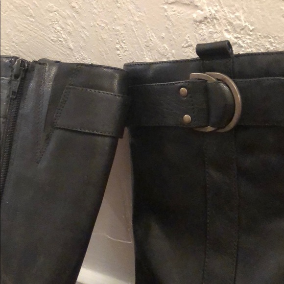 High Boots - Picture 3 of 4